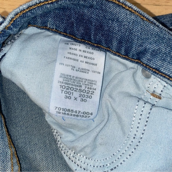 Men’s Regular Fit Jeans - Picture 3 of 4